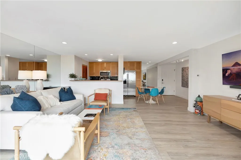 Additional image 93 of 1200 E Ocean Blvd Unit 12, Long Beach, CA 90802