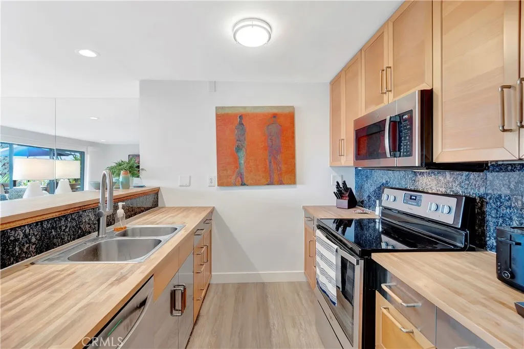 Additional image 97 of 1200 E Ocean Blvd Unit 12, Long Beach, CA 90802