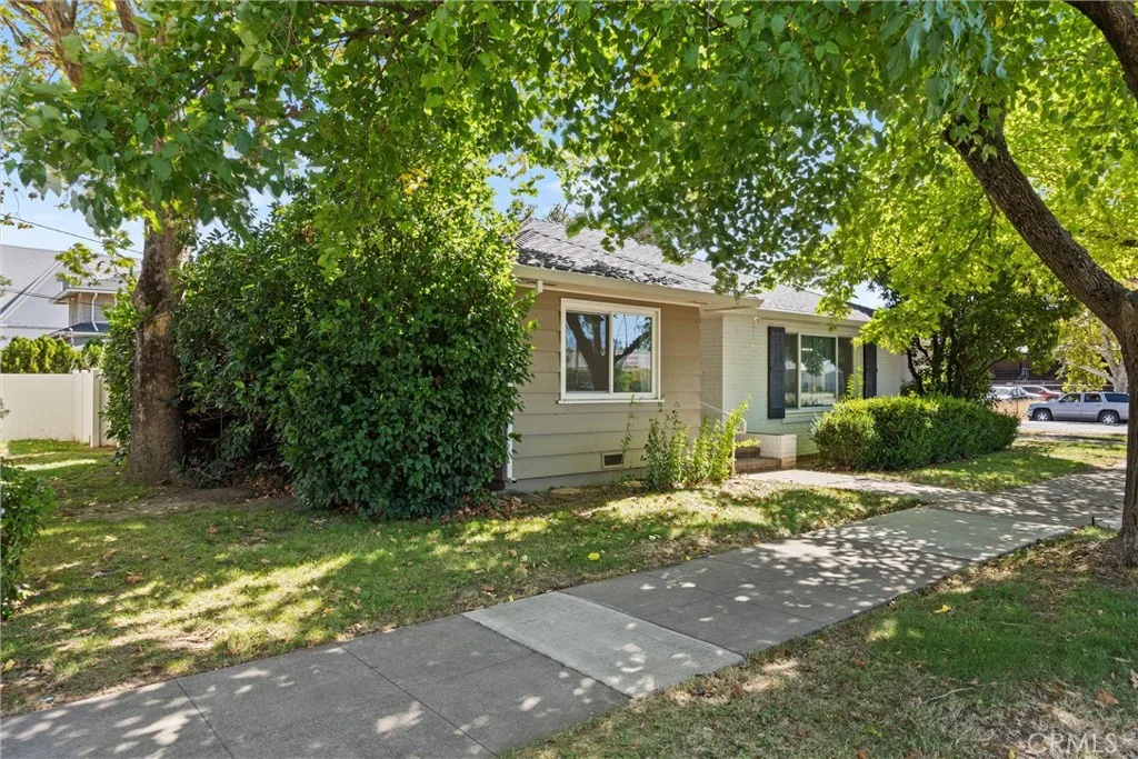 545 Cedar St, Red Bluff, CA 96080 photo 4