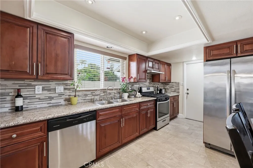 Additional image 6 of 1946 W Broadway, Anaheim, CA 92804