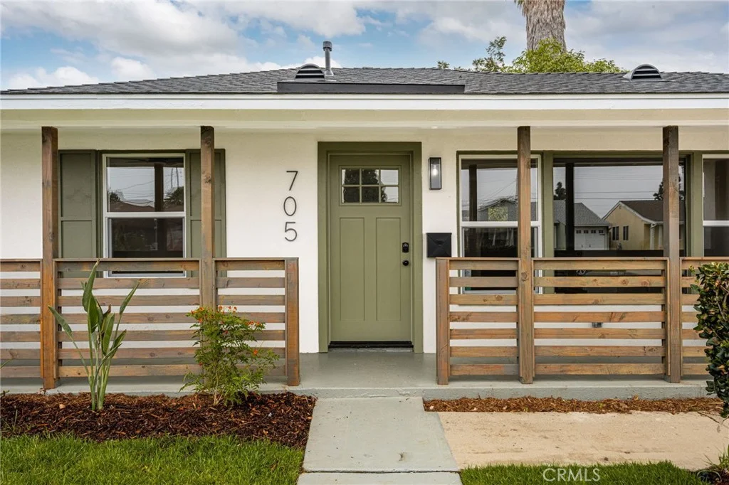 705 S Corlett Avenue, Compton, CA 90220 photo 4