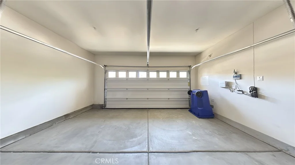 460 N Pinewood Ave, Rialto, CA 92376