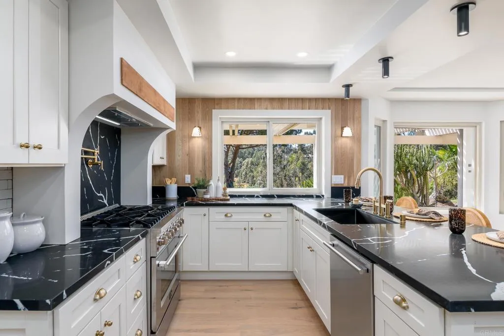 Additional image 61 of 10304 Spruce Grove Ave, San Diego, CA 92131