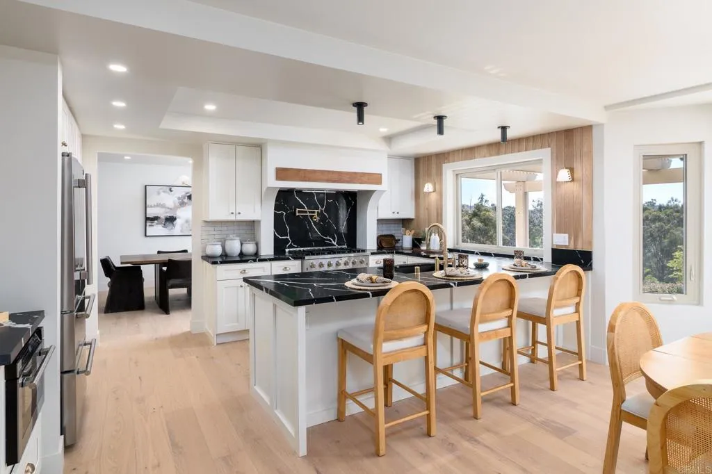 Additional image 19 of 10304 Spruce Grove Ave, San Diego, CA 92131