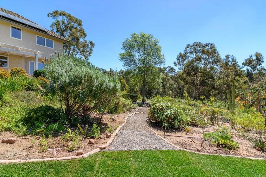 Additional image 86 of 10304 Spruce Grove Ave, San Diego, CA 92131