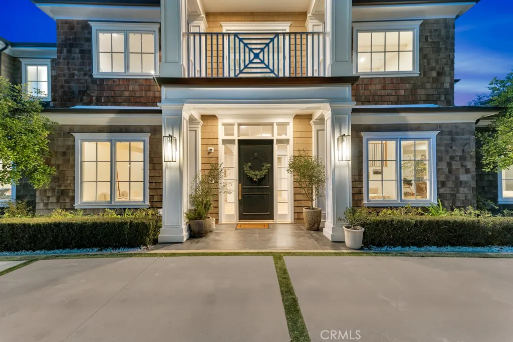 19321 Wells Drive, Tarzana, CA 91356 MLS SR24048471 Listing