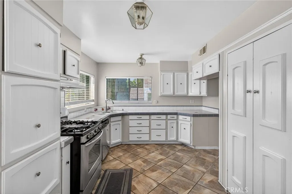 Additional image 35 of 7615 Kittyhawk Avenue, Los Angeles, CA 90045