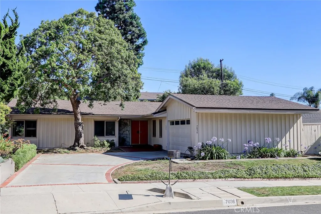 7036 Hedgewood Dr  