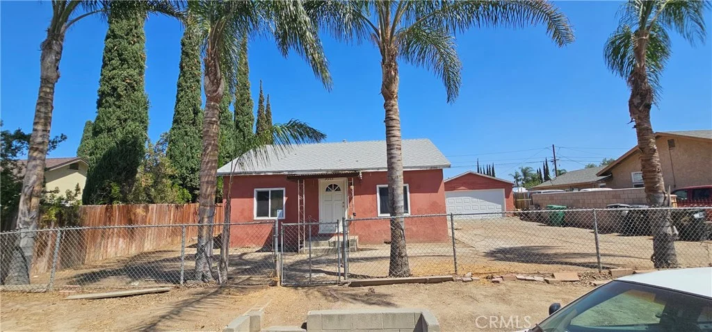 3955 Blair St, Corona, CA 92879 photo 3