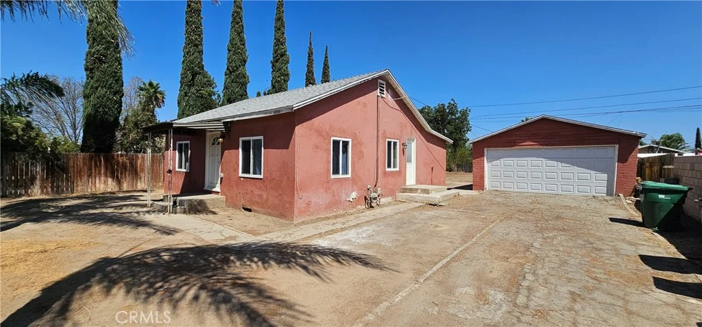 3955 Blair St, Corona, CA 92879 photo 2