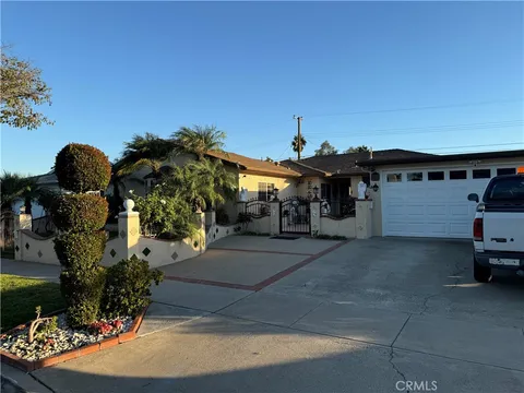 2302 Lori Lane, Santa Ana, CA MLS: IG24227898
