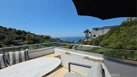 829 Diamond Street, Laguna Beach, CA MLS: OC25093931