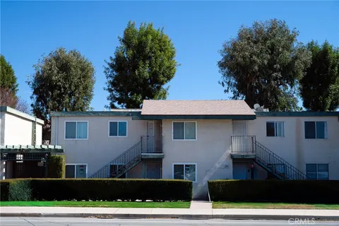 10636 Woodley Avenue Unit 1, Granada Hills, CA MLS: SR25038159