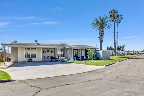 5800 Hamner Avenue Unit 596, Eastvale, CA 91752 - MLS#: CV25053350