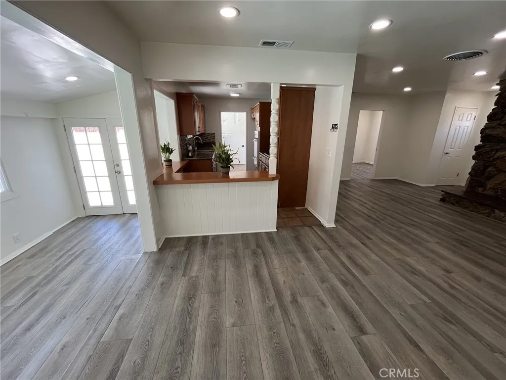 Additional image 4 of 16539 Plummer Street, North Hills, CA 91343