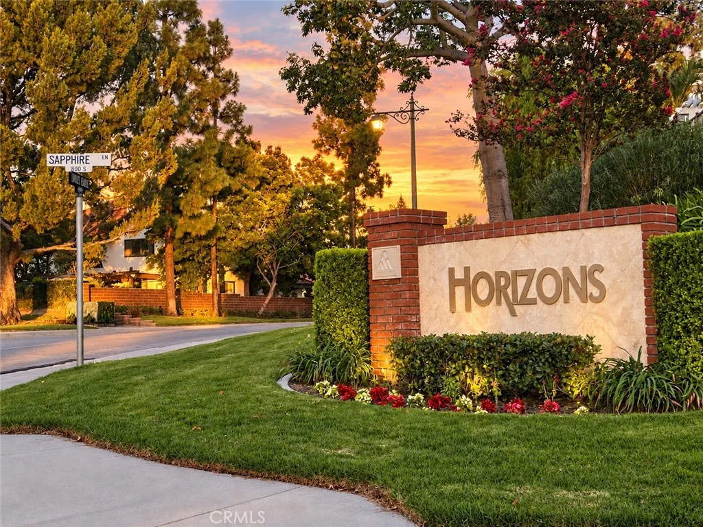 810 S Sapphire Ln, Anaheim, CA 92807