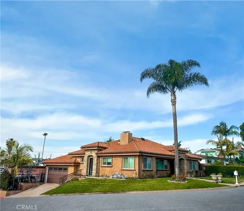 401 Holmwood Drive, Newport Beach, CA 92663 - MLS#: OC25052938