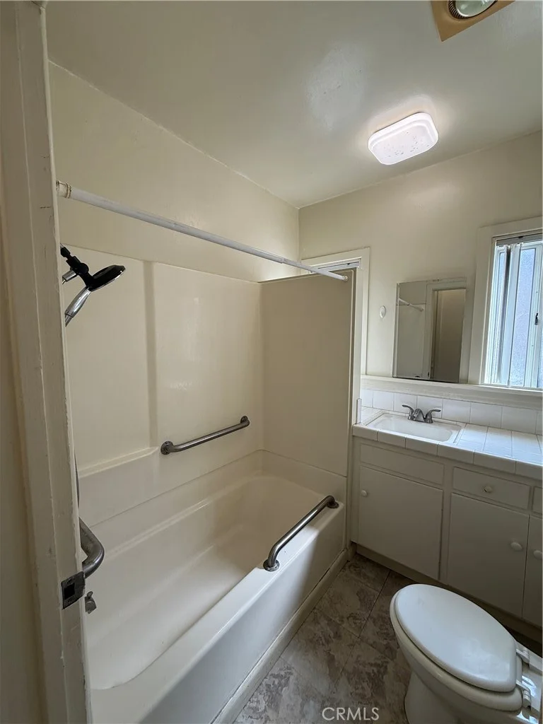 736 S Adams St Unit A, Glendale, CA 91205