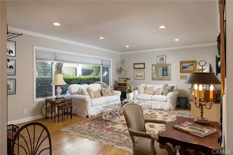 255 Cypress Drive Unit 2, Laguna Beach, CA MLS: OC25054879