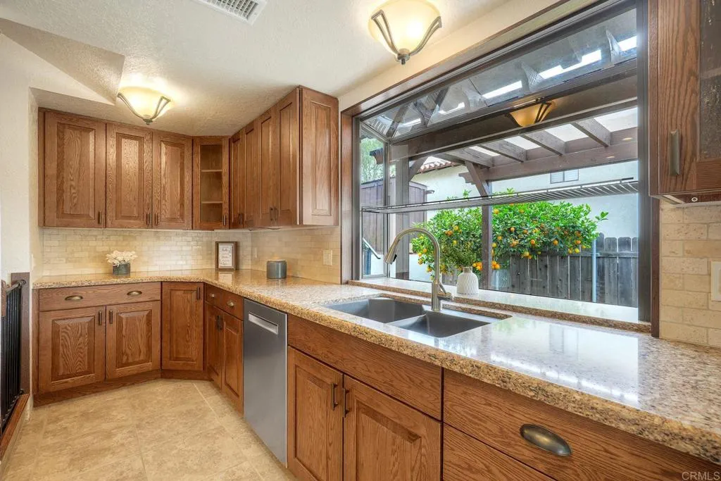 Additional image 14 of 2740 Crownpoint Pl, Escondido, CA 92027