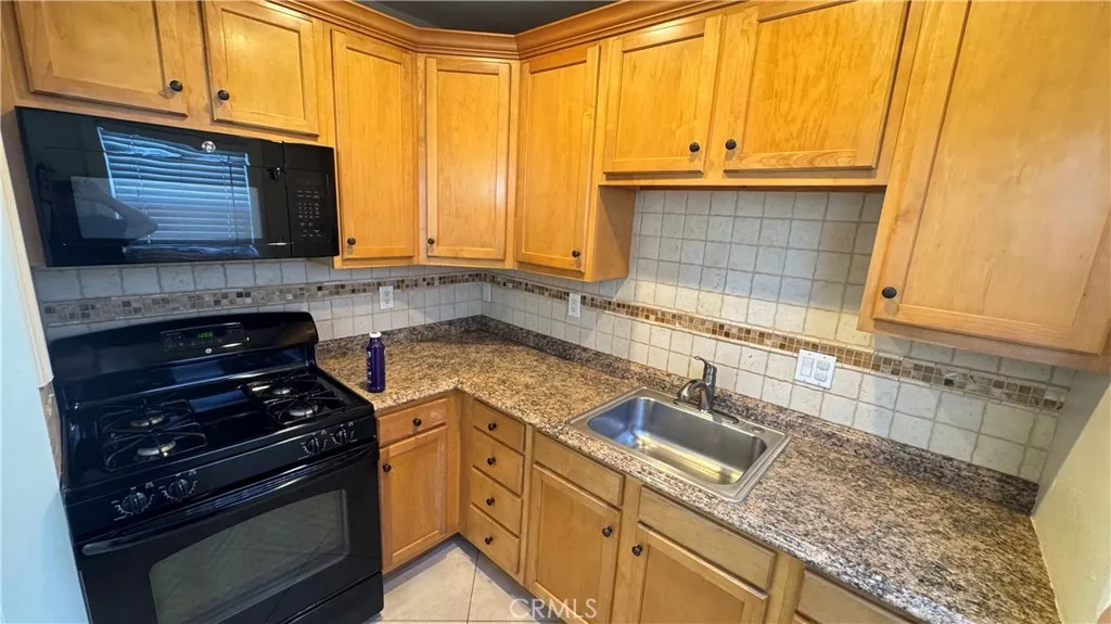 Additional image 13 of 911 Genoa Street Unit A, Monrovia, CA 91016