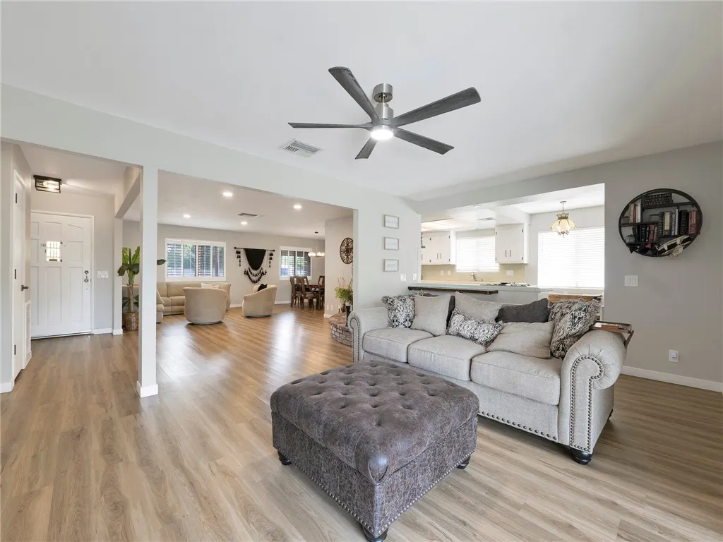 Additional image 6 of 1150 E Lancaster Blvd, Lancaster, CA 93535