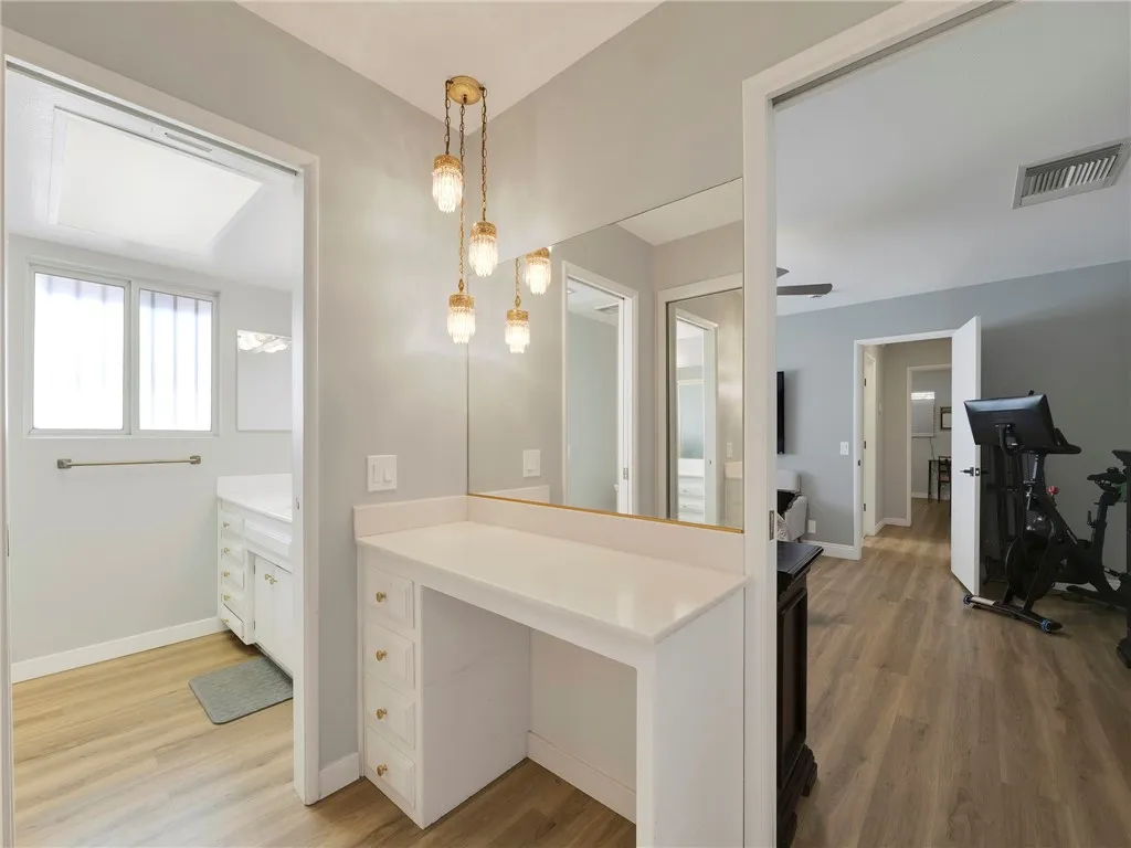 Additional image 19 of 1150 E Lancaster Blvd, Lancaster, CA 93535