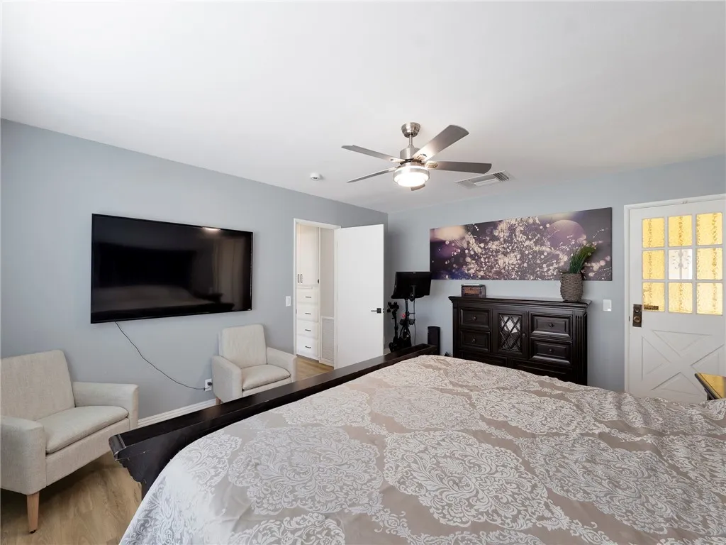 Additional image 18 of 1150 E Lancaster Blvd, Lancaster, CA 93535