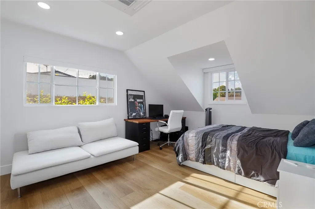 Additional image 33 of 17052 Barneston St, Granada Hills, CA 91344