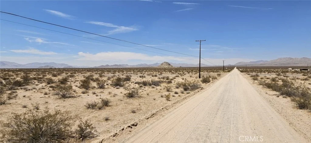 800 Stella, Lucerne Valley, CA 92356 photo 4