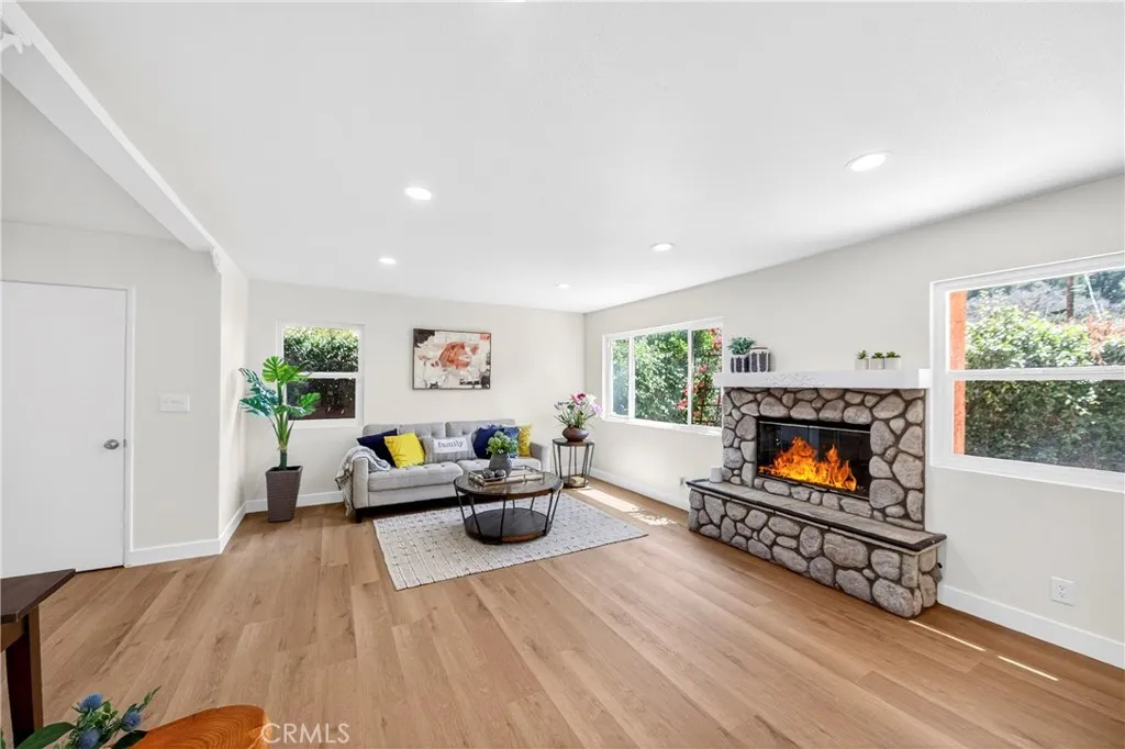 Additional image 19 of 7552 Thousand Oaks Dr, Tujunga, CA 91042