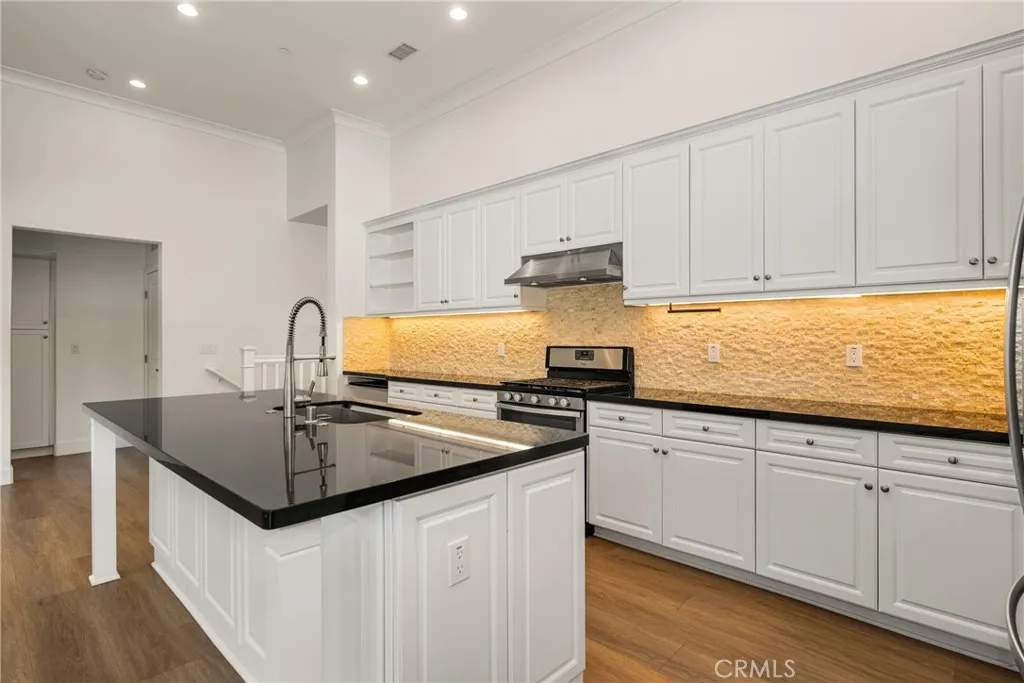 Additional image 63 of 49 Kempton, Irvine, CA 92620