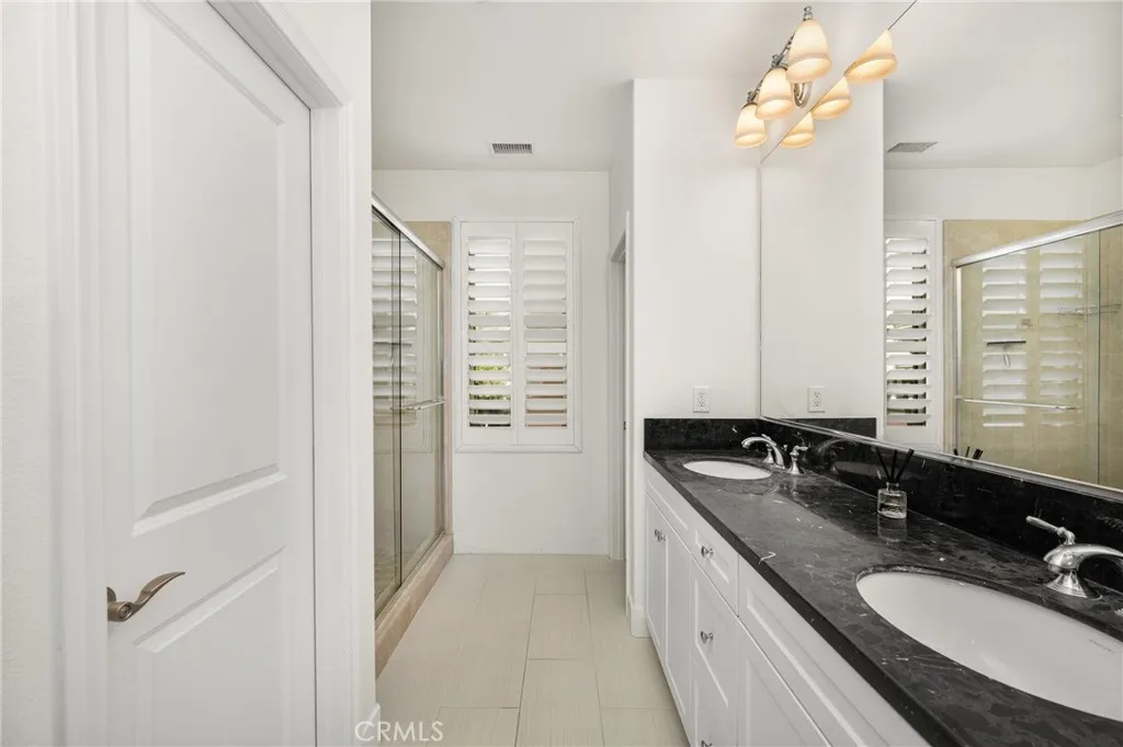 Additional image 24 of 49 Kempton, Irvine, CA 92620