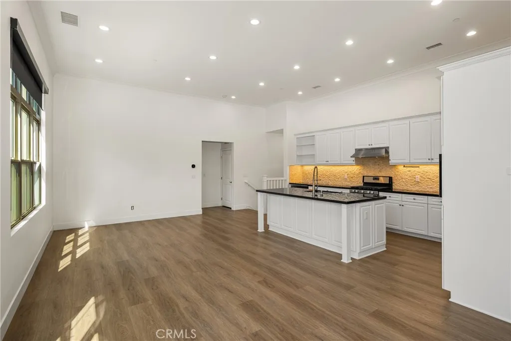 Additional image 12 of 49 Kempton, Irvine, CA 92620