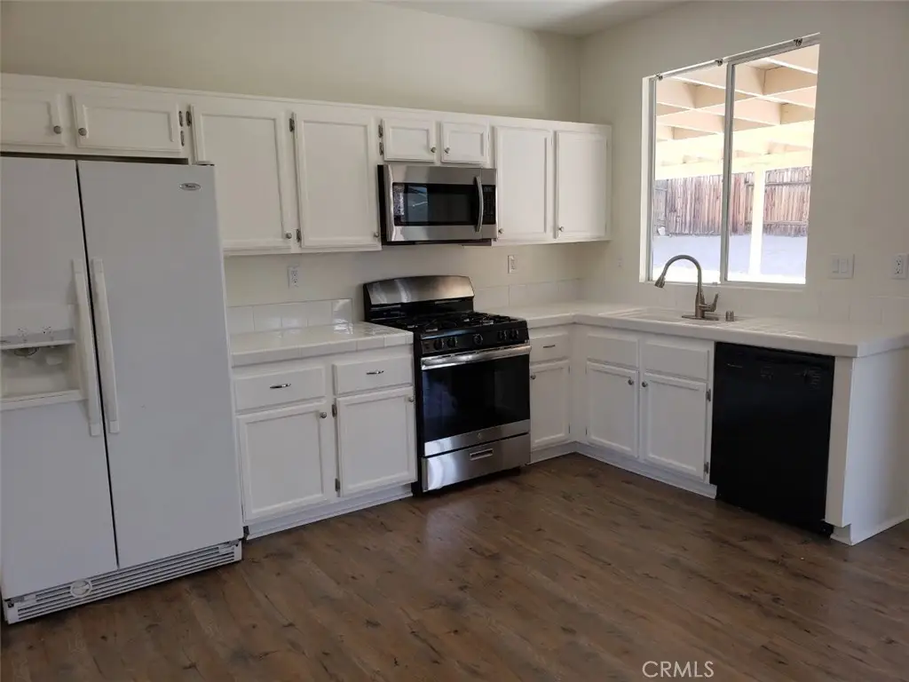 14996 Indigo Street, Adelanto, CA 92301