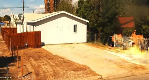 215 East Third Street, Westmorland, CA MLS: IG25057135