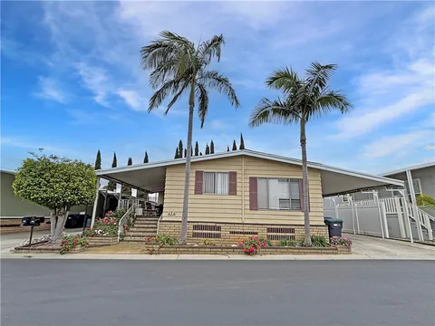 19009 S Laurel Park Road Unit 472, Compton, CA MLS: MB25084297
