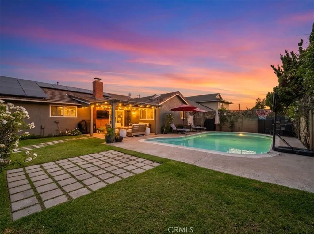 Additional image 3 of 840 S Yorba St, Orange, CA 92869