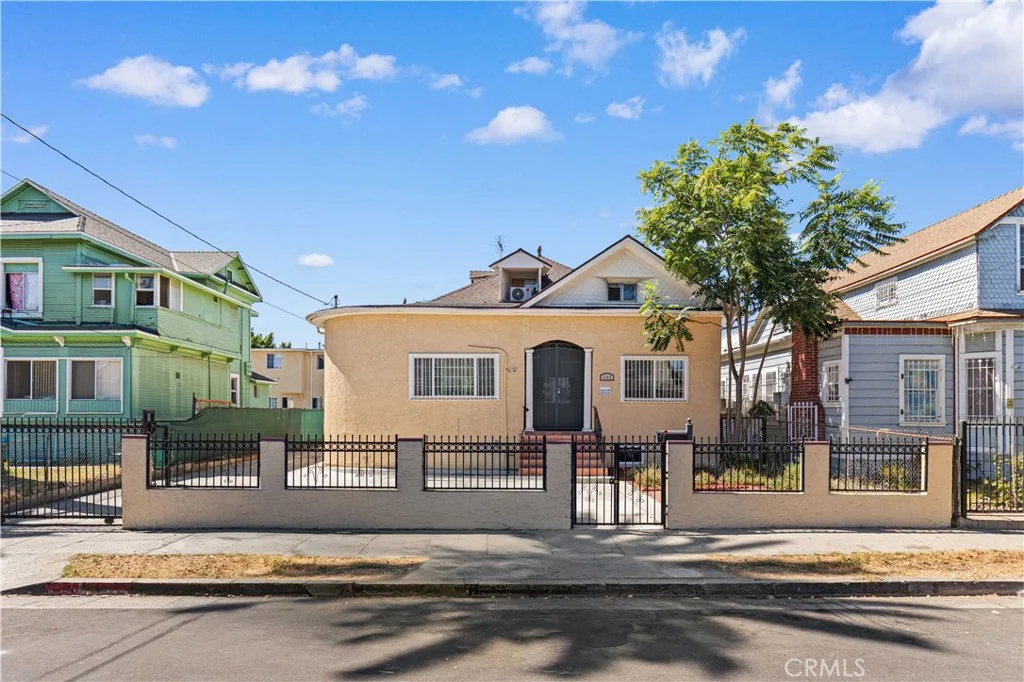 1147 S Westlake Avenue, Los Angeles, CA 90006