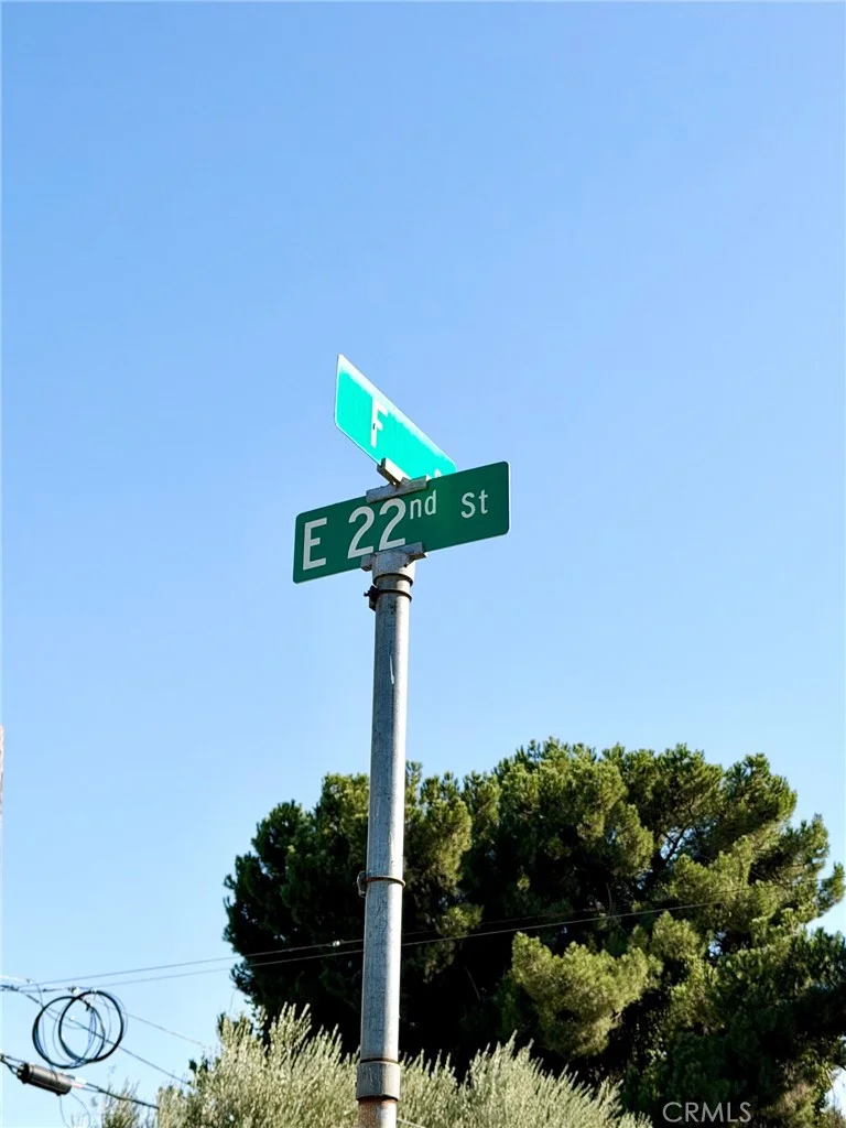 2201 F St, Merced, CA 95340