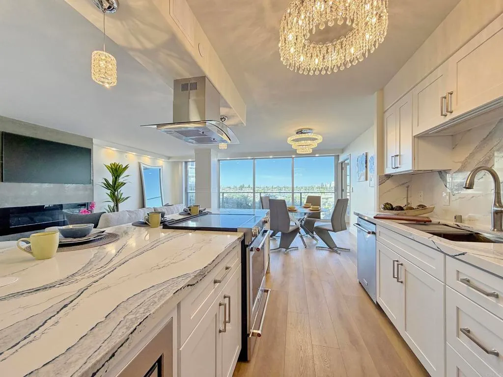 Additional image 33 of 1820 Avenida Del Mundo Unit 208, Coronado, CA 92118