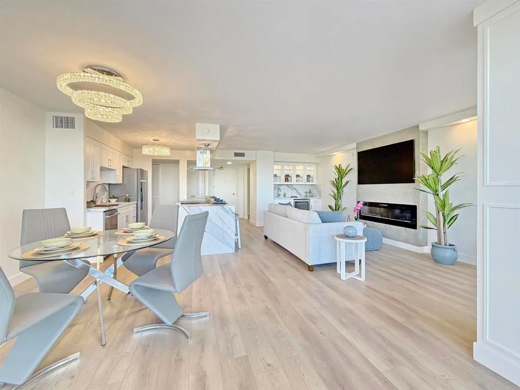 Additional image 35 of 1820 Avenida Del Mundo Unit 208, Coronado, CA 92118