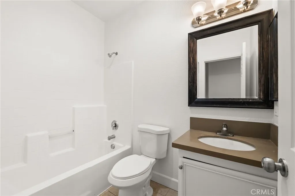 Additional image 48 of 13579 Thunderbird Pl, Victorville, CA 92392