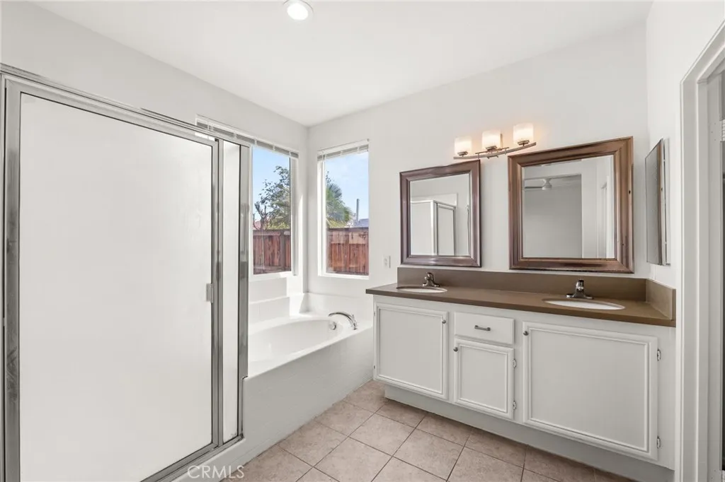 Additional image 46 of 13579 Thunderbird Pl, Victorville, CA 92392