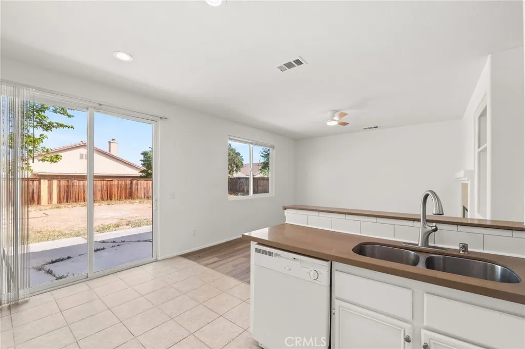 Additional image 41 of 13579 Thunderbird Pl, Victorville, CA 92392