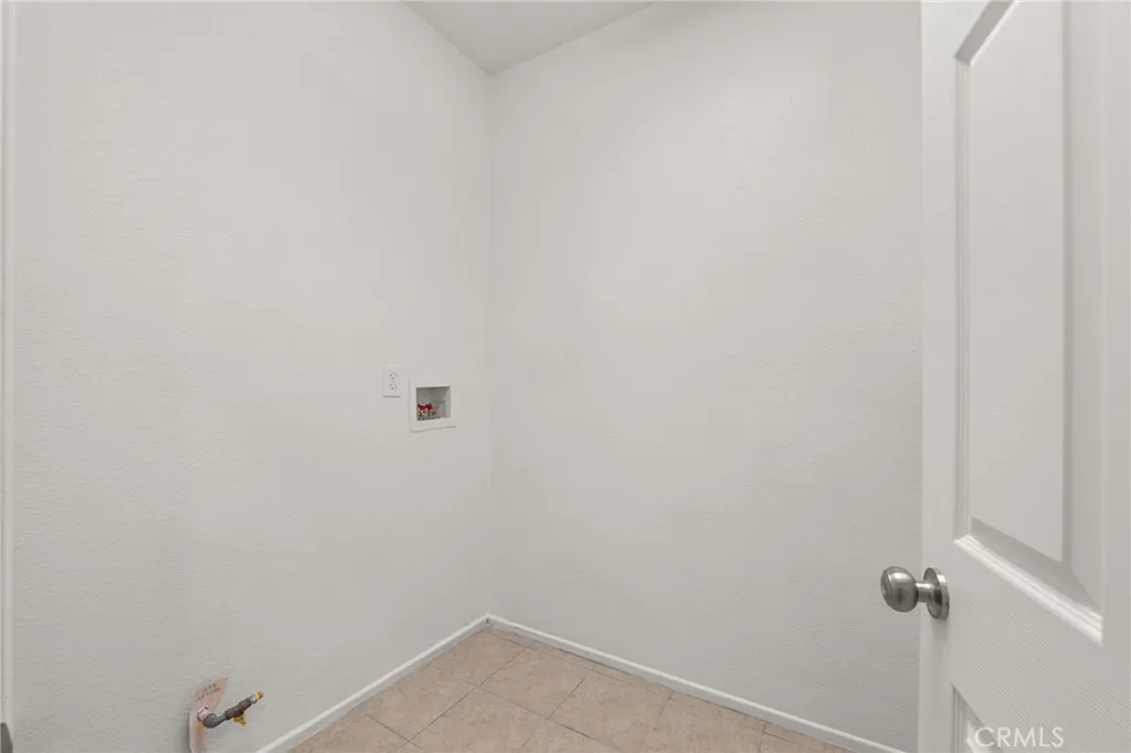 Additional image 12 of 13579 Thunderbird Pl, Victorville, CA 92392