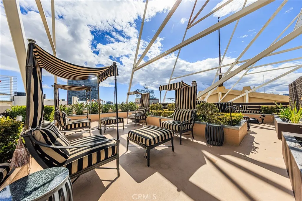 Additional image 115 of 6253 Hollywood Blvd Unit 707, Los Angeles, CA 90028