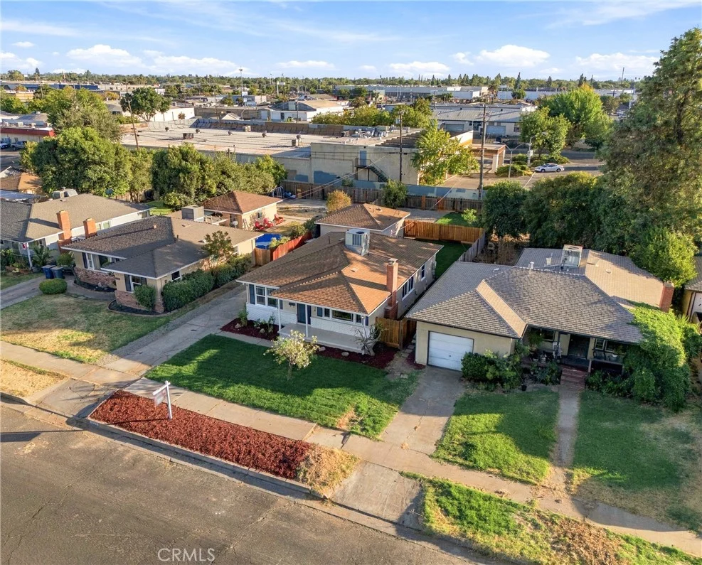 1438 W 19th St, Merced, CA 95340