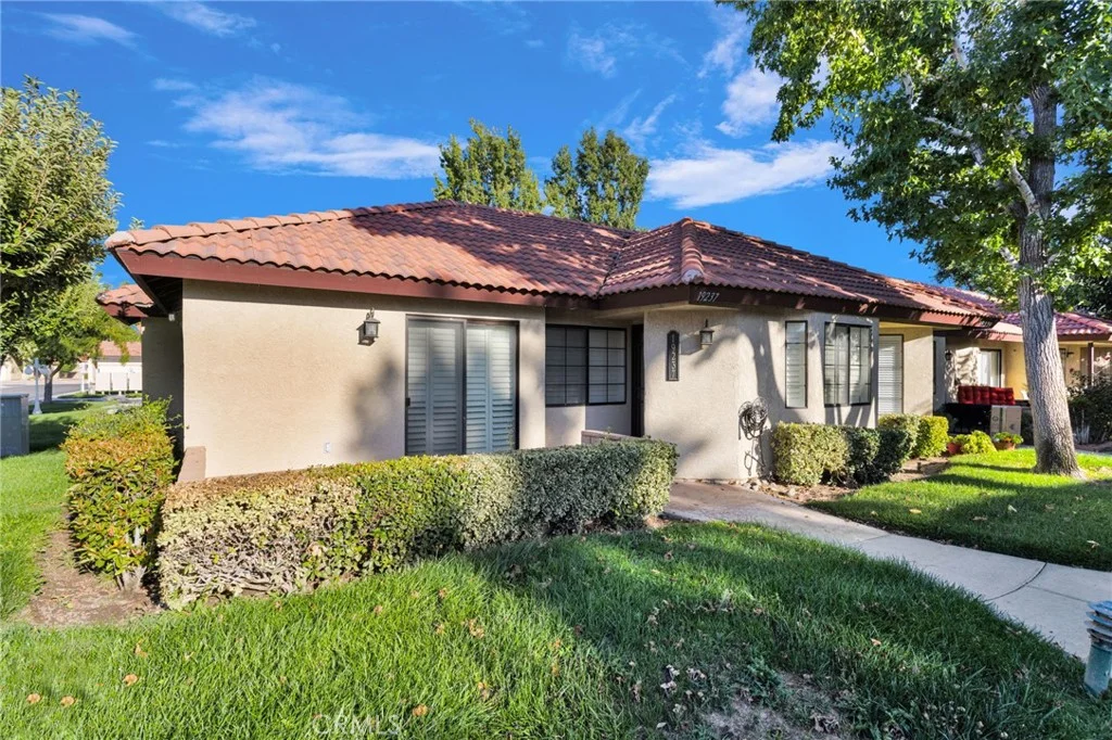 19237 Elm Drive, Apple Valley, CA 92308