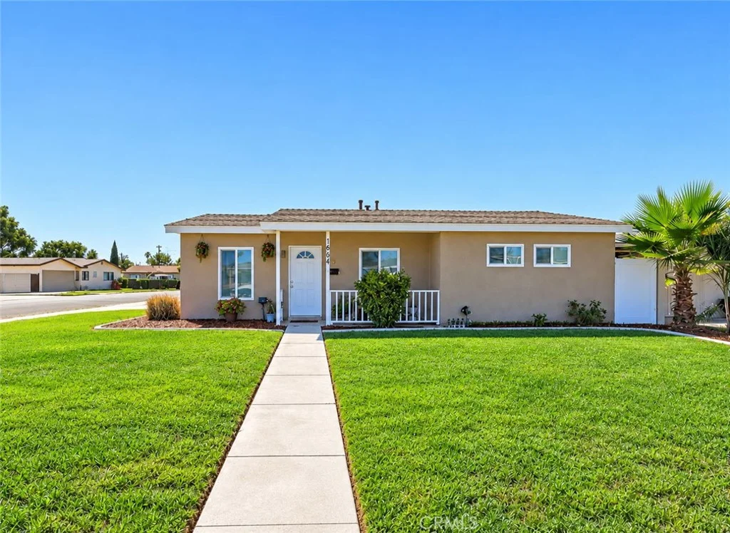 1001 N Hanover Pl, Anaheim, CA 92801